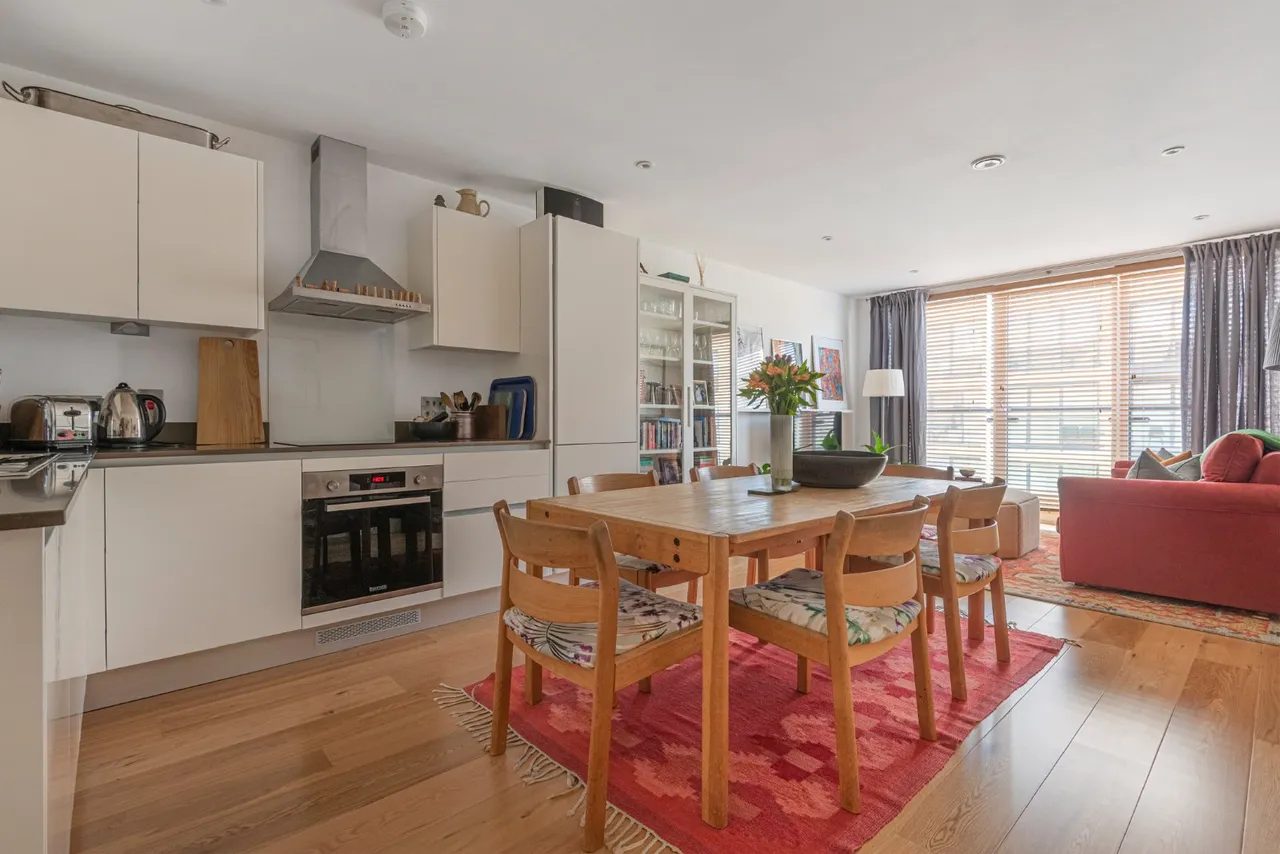 1 bed flat for sale, London