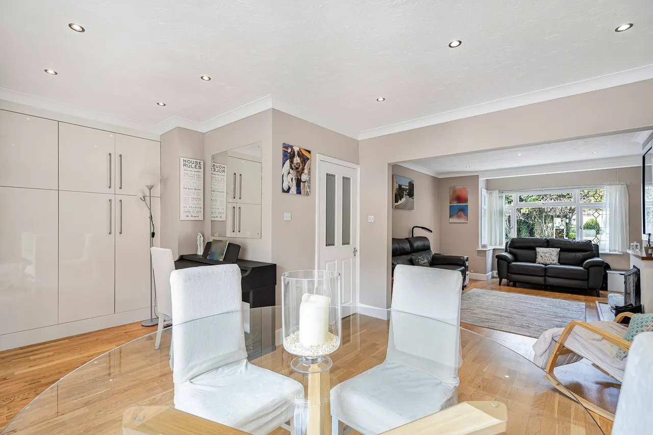 Penton Hook Road, Staines-upon-Thames, TW18, photo 6