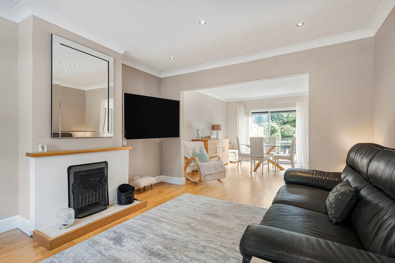 Penton Hook Road, Staines-upon-Thames, TW18, photo 4