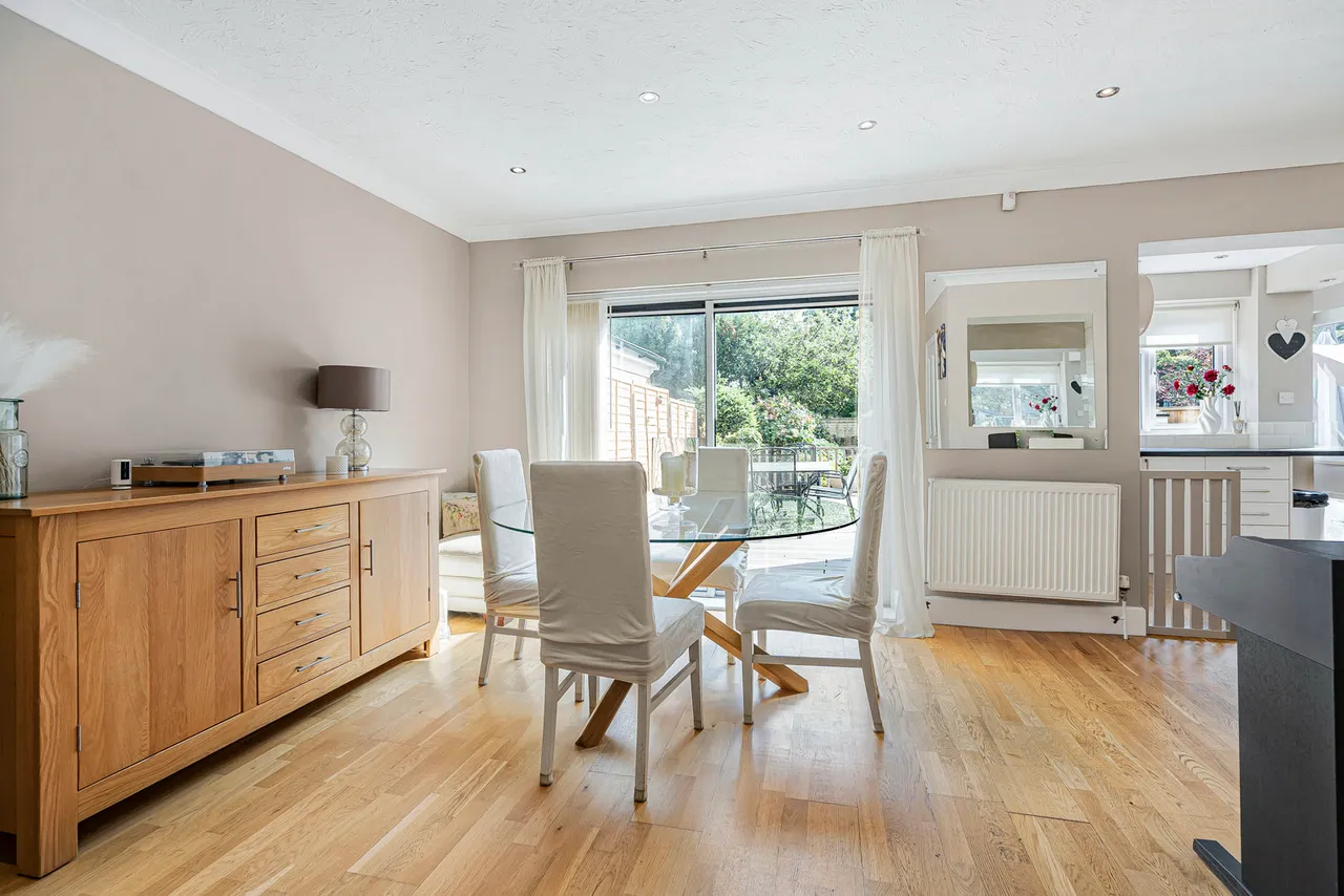 Penton Hook Road, Staines-upon-Thames, TW18, photo 5