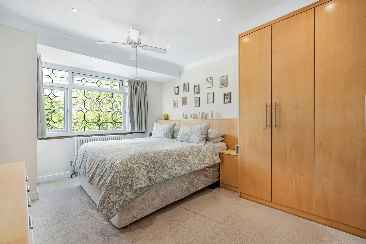 Penton Hook Road, Staines-upon-Thames, TW18, photo 10