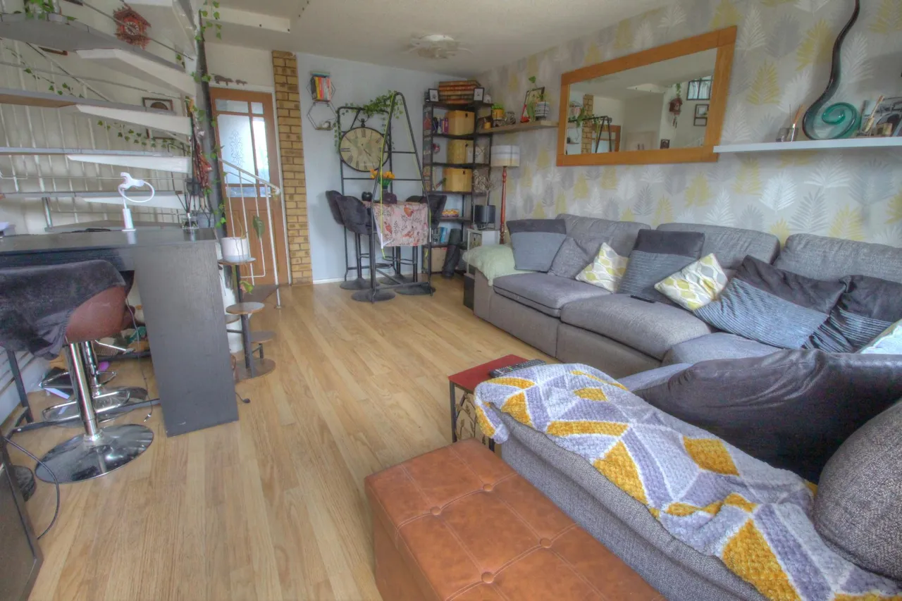 Saxondale Road, Wigston, LE18, photo 3