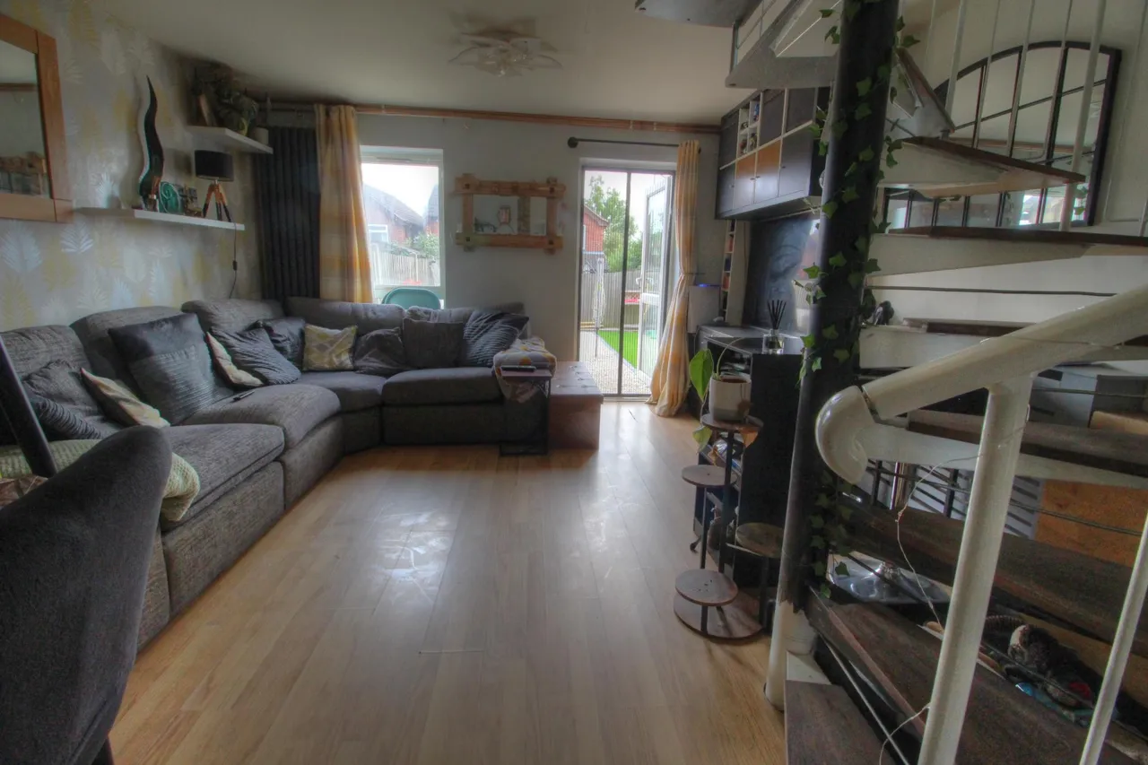Saxondale Road, Wigston, LE18, photo 4