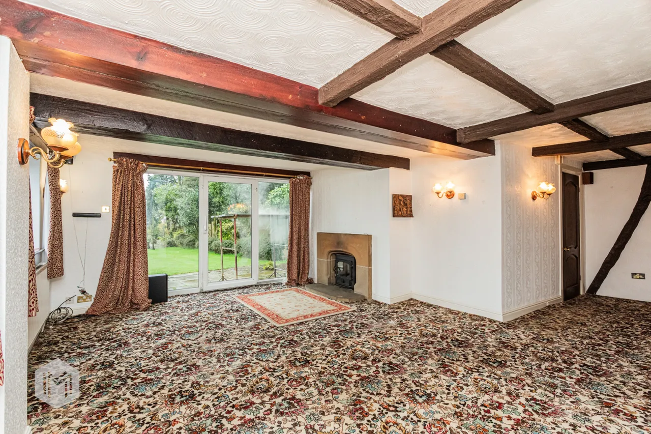 90a Watling Street, Affetside, Bury, BL8 3QW, photo 11