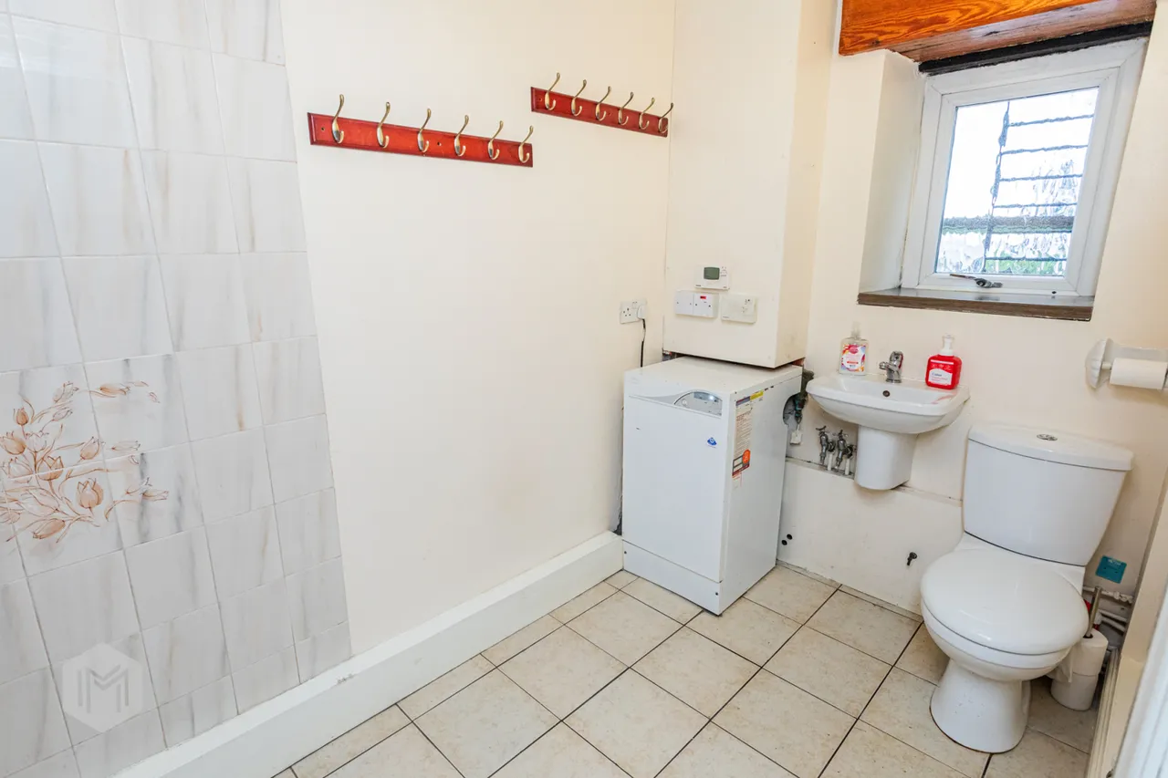 90a Watling Street, Affetside, Bury, BL8 3QW, photo 30