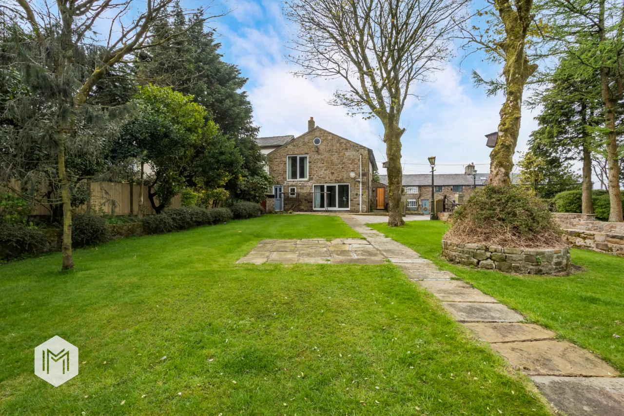 90a Watling Street, Affetside, Bury, BL8 3QW, photo 3