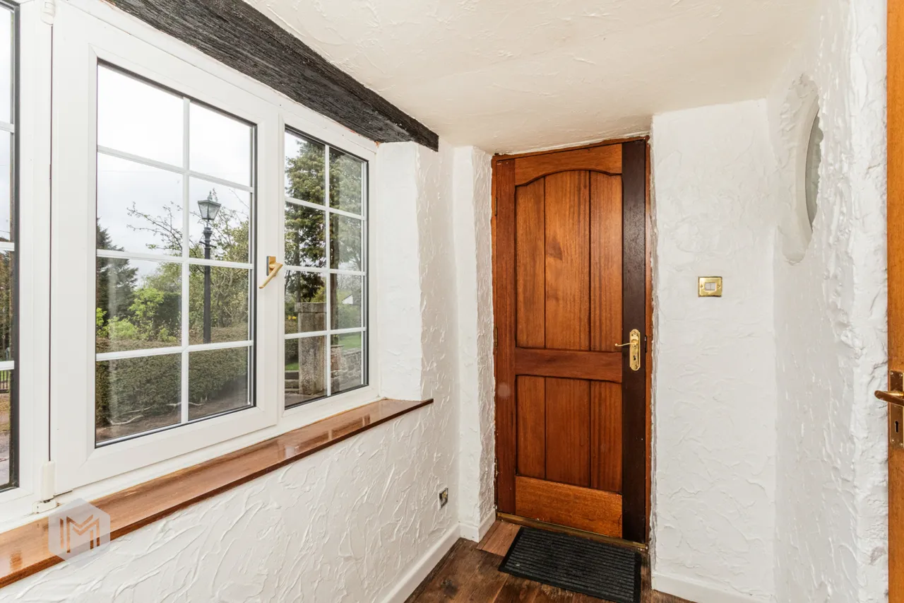 90a Watling Street, Affetside, Bury, BL8 3QW, photo 14