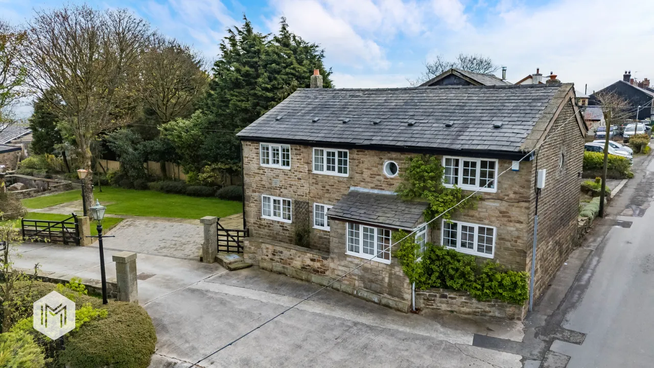90a Watling Street, Affetside, Bury, BL8 3QW, photo 6