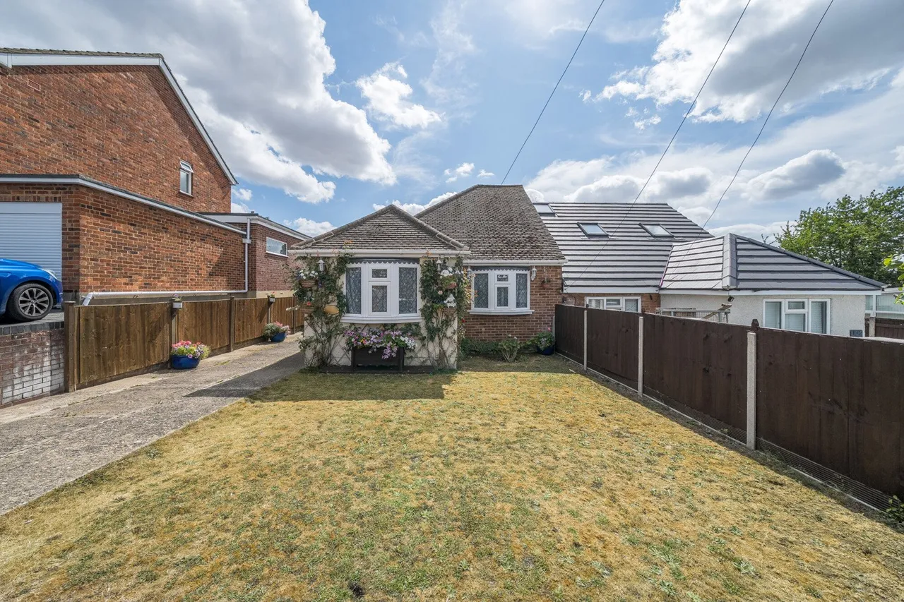 2 bed house for sale — Coombfield Drive, DA2