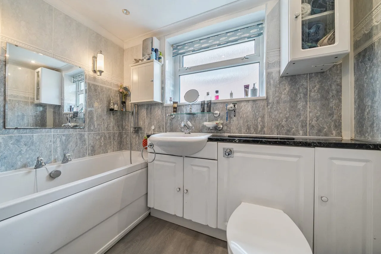 Coombfield Drive, DA2, photo 7