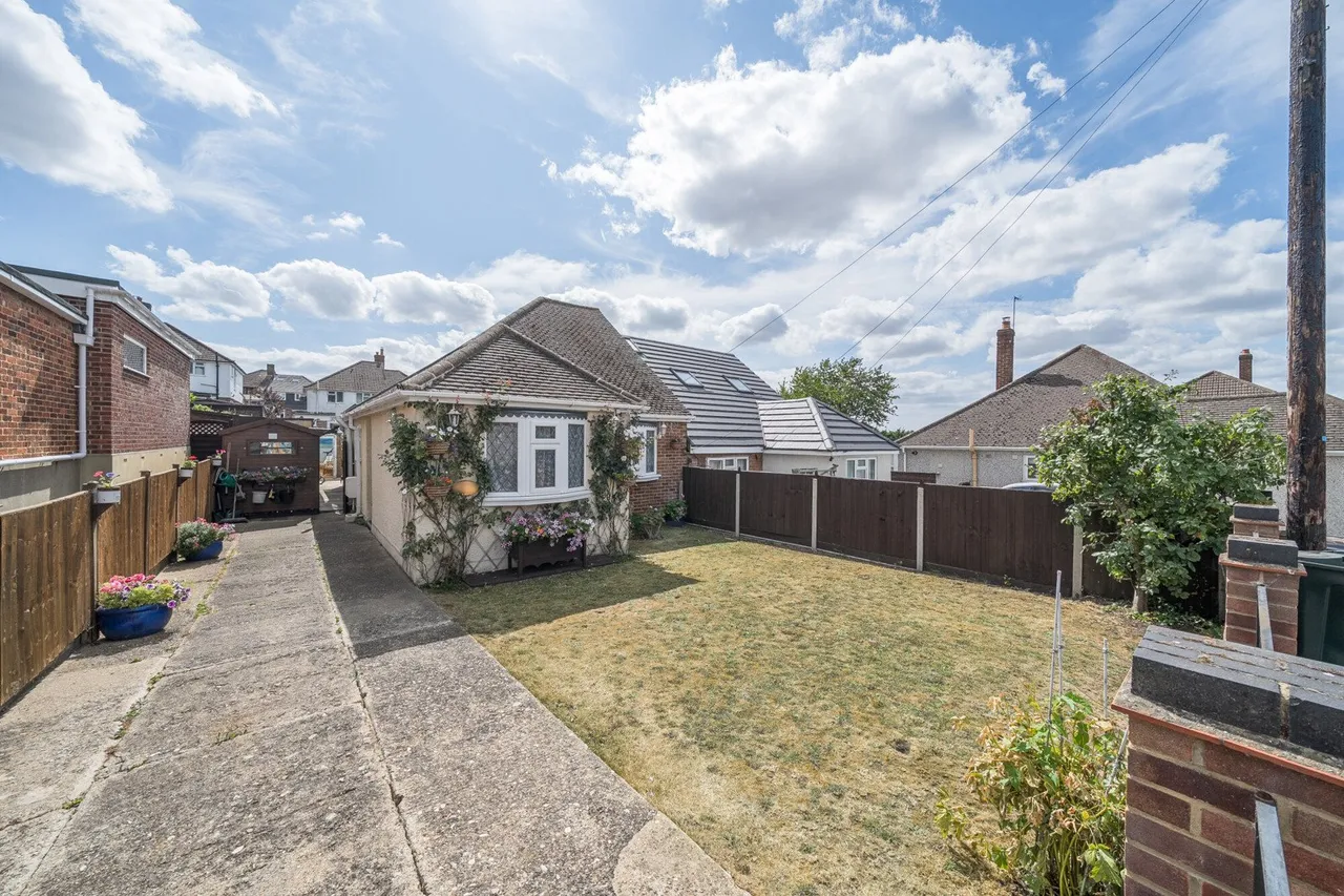 Coombfield Drive, DA2, photo 11