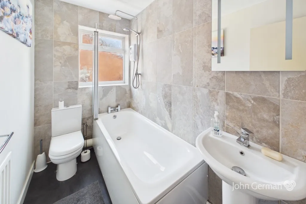 Marlborough Way, Uttoxeter, photo 12