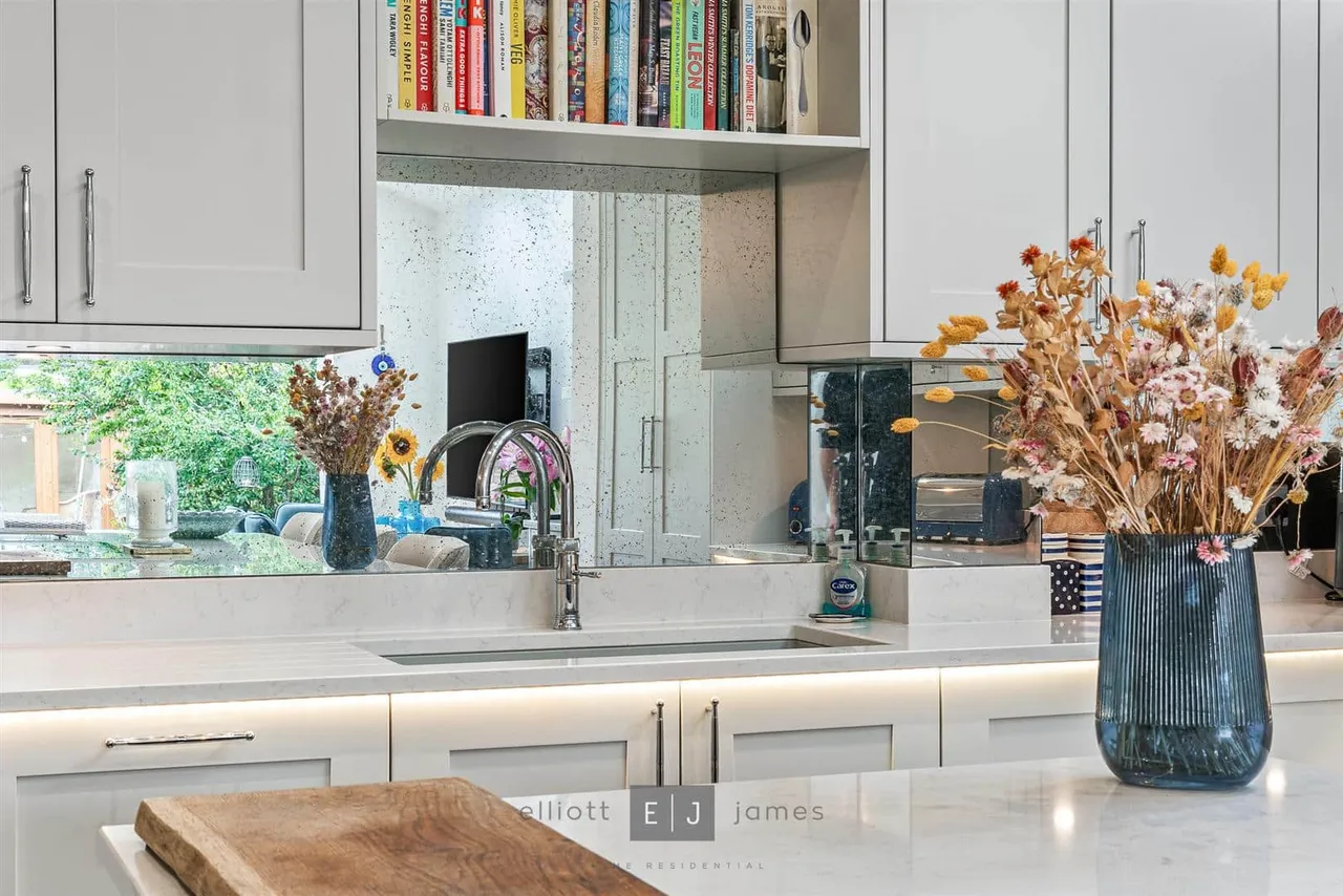 Lower Park Road, Loughton, photo 5