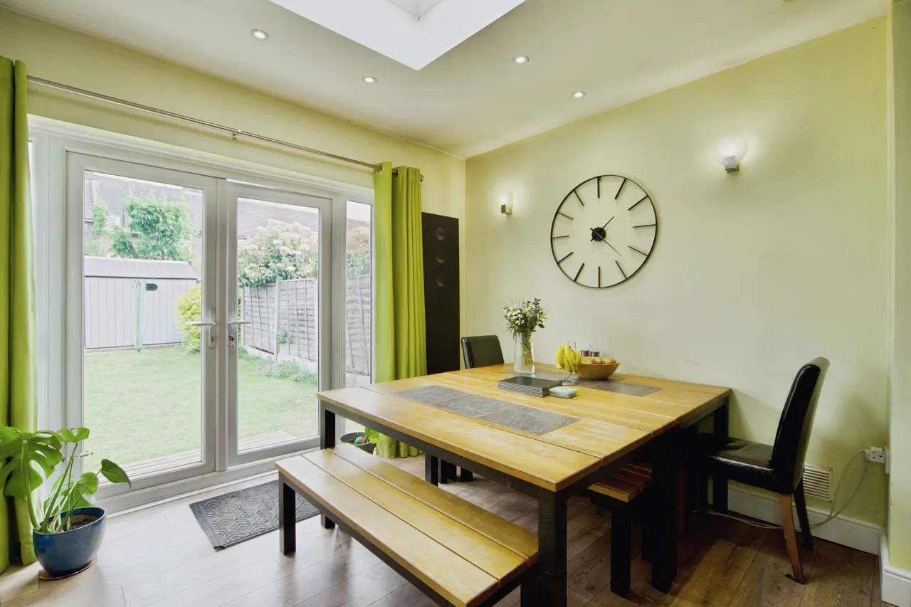 Greenway, Dagenham, photo 10