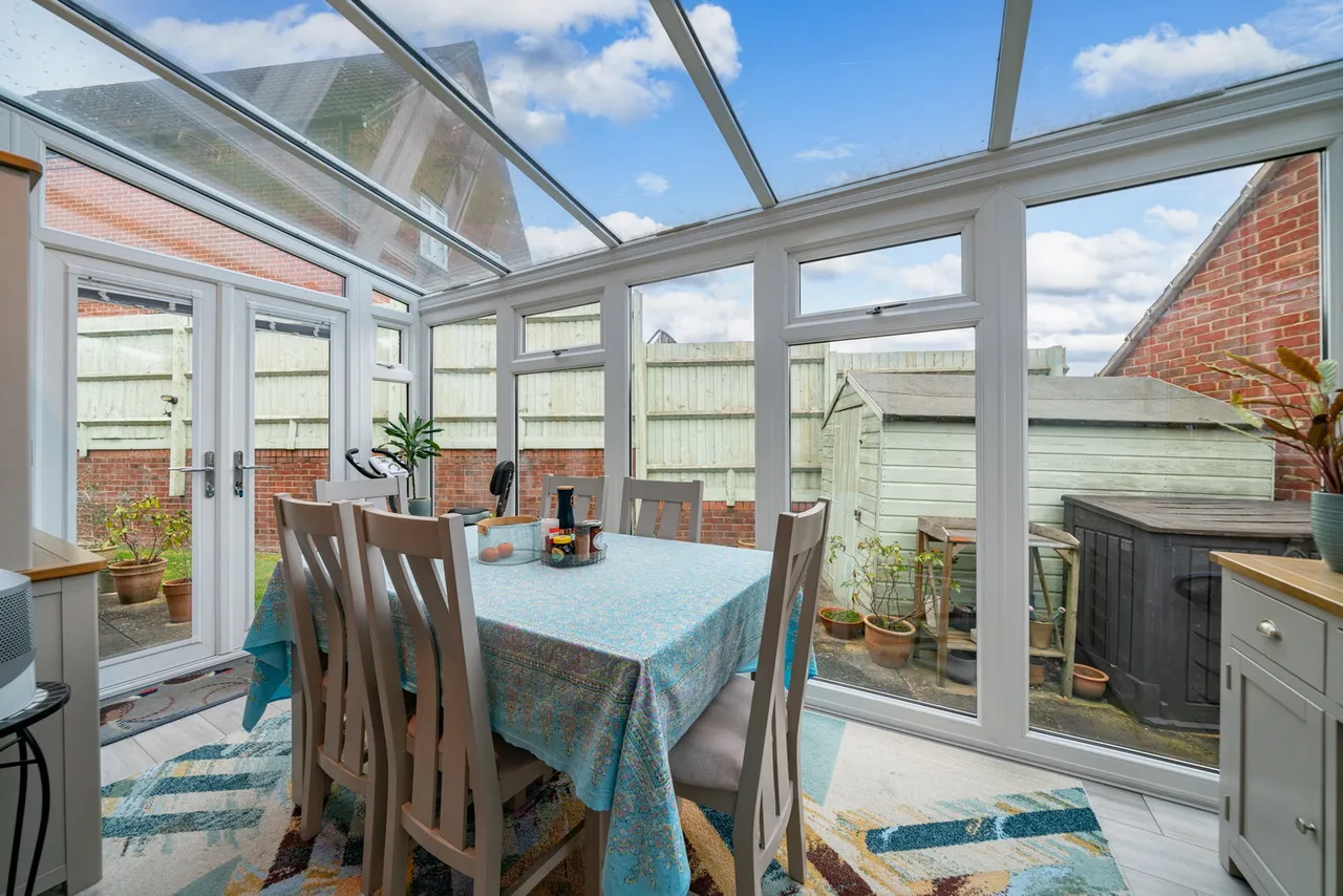 Shearwater Road, Hemel Hempstead, HP3 0GB, photo 6