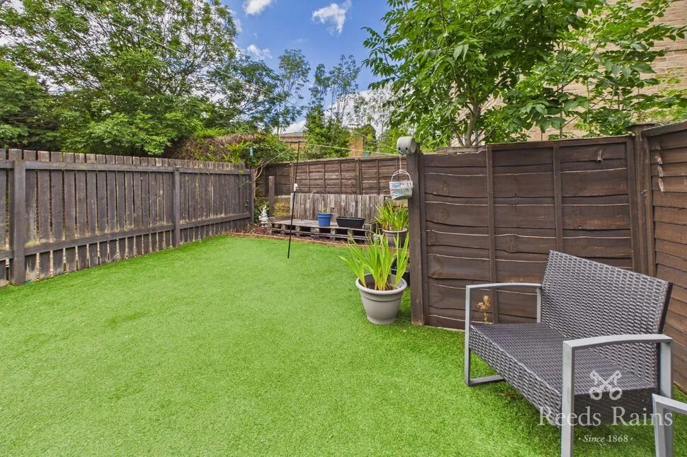 Whitechapel Road, Cleckheaton, West Yorkshire, BD19, photo 12