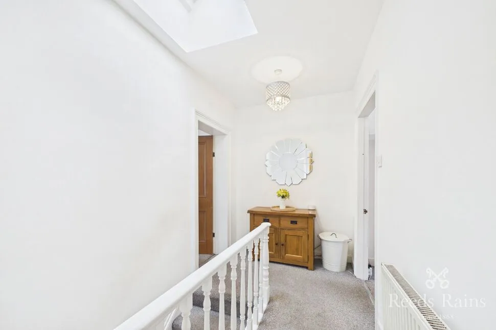 Whitechapel Road, Cleckheaton, West Yorkshire, BD19, photo 8
