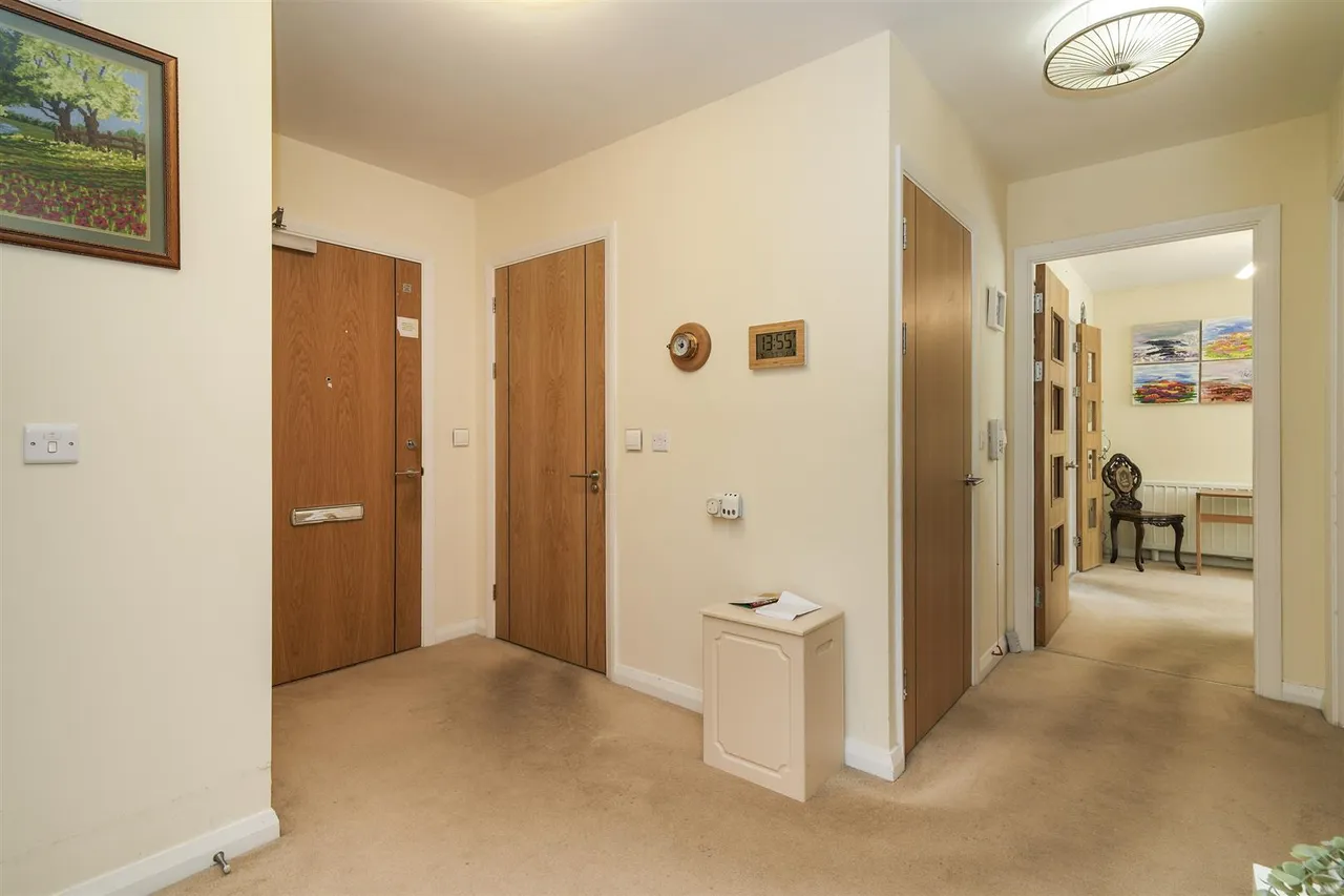 Park View Road, Prestwich, M25, photo 12