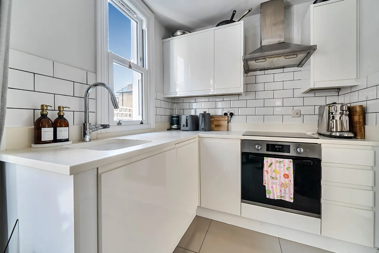 Sellincourt Road, Tooting, London, SW17, photo 4