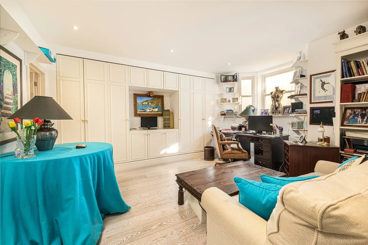 Anhalt Road, London, SW11, photo 11