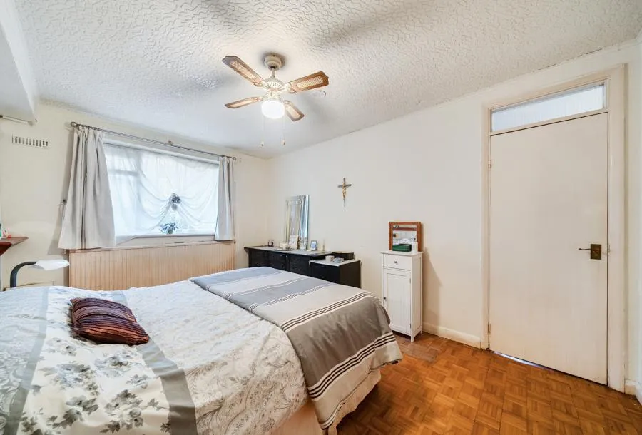 Imperial Gardens, Mitcham, CR4, photo 6