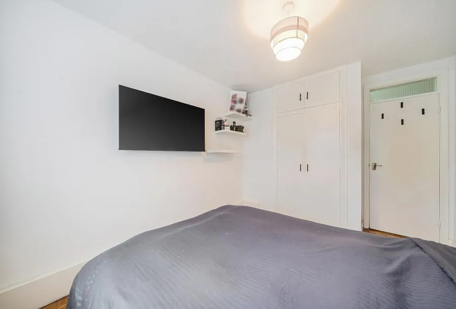 Imperial Gardens, Mitcham, CR4, photo 17
