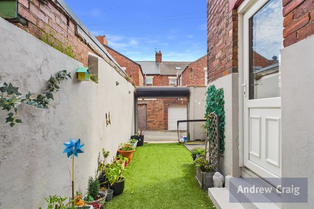 Blagdon Avenue, South Shields, NE34, photo 17