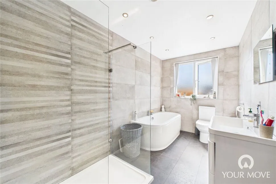 Thorntrees Drive, Thornhill, CA22, photo 3