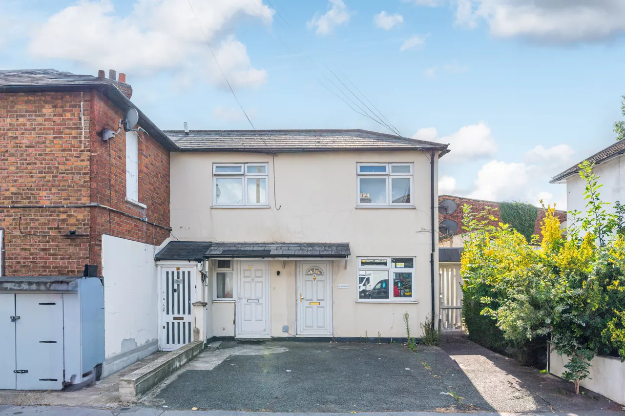 2 bed flat to rent — 430 Sydenham Road, Croydon