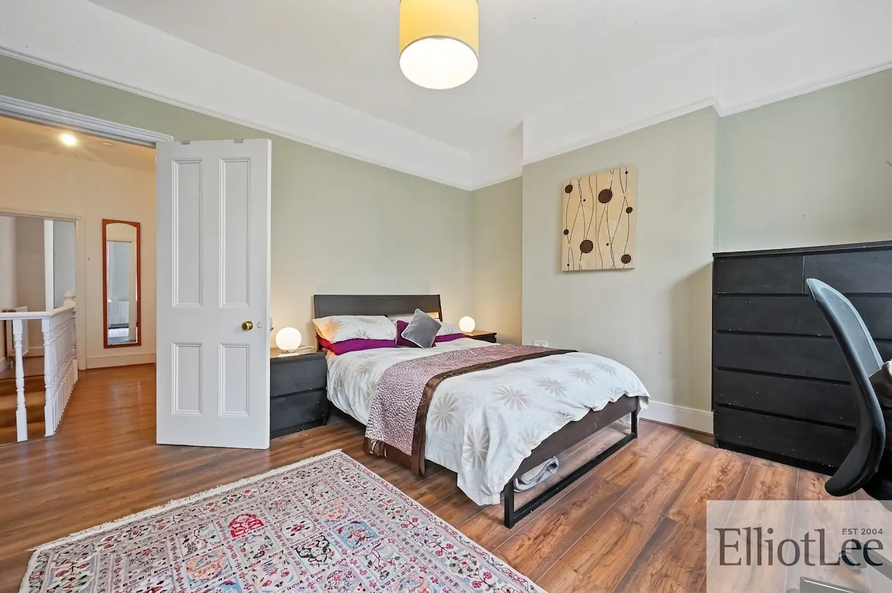 Barham Close, Wembley, HA0, photo 4