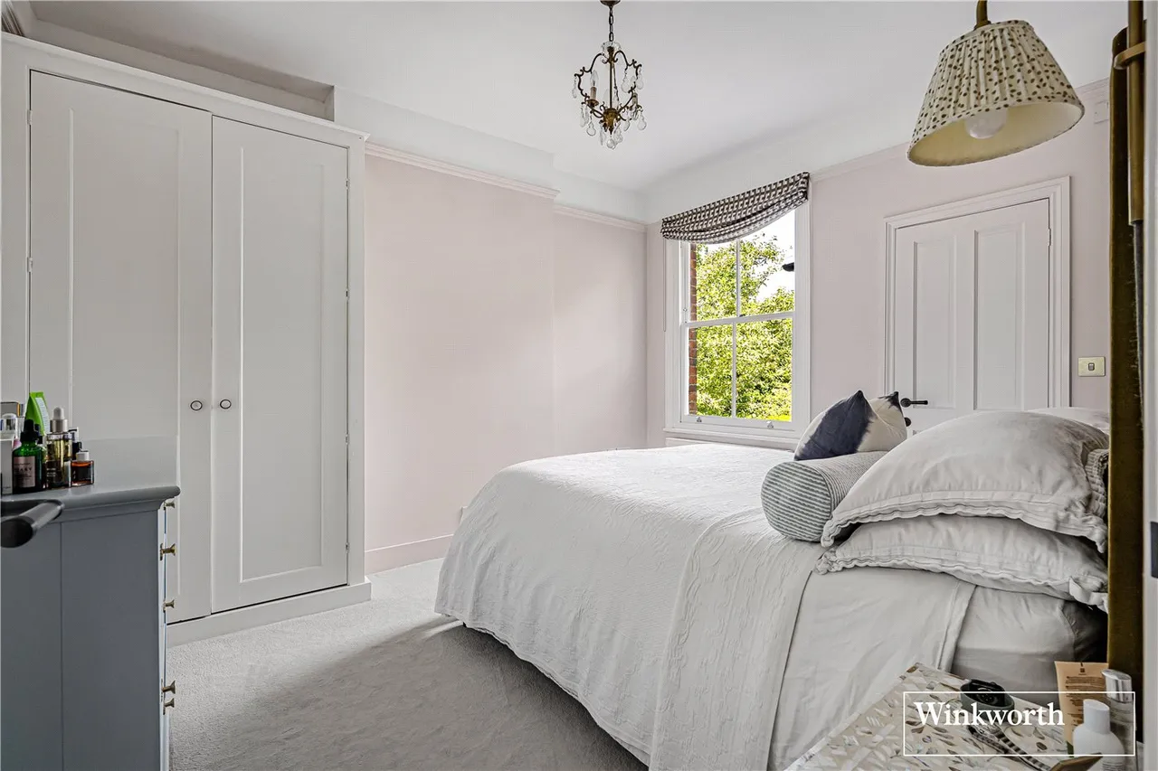 Church Road, Bagshot, GU19, photo 11