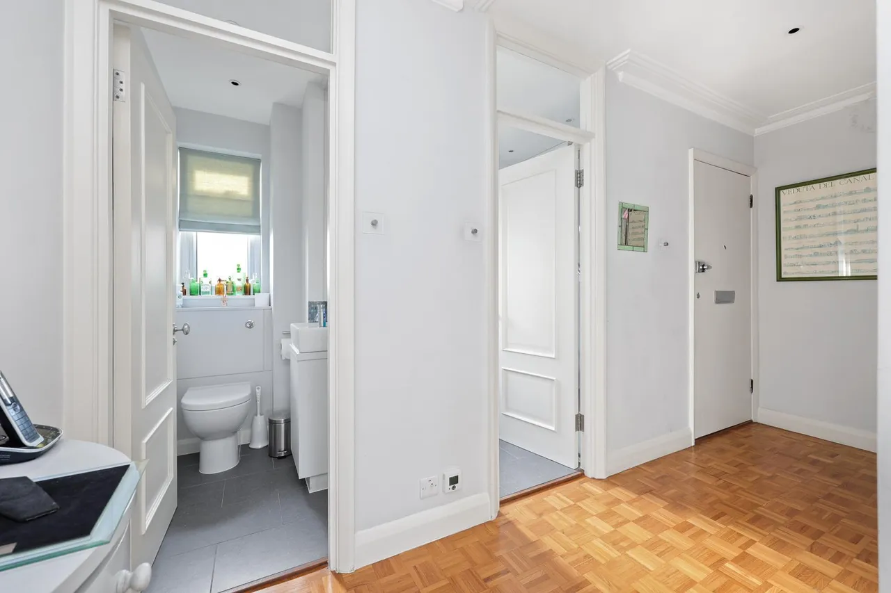 Hanger Vale Lane, London, W5 3AT, photo 19