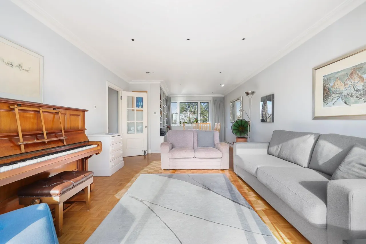 Hanger Vale Lane, London, W5 3AT, photo 4