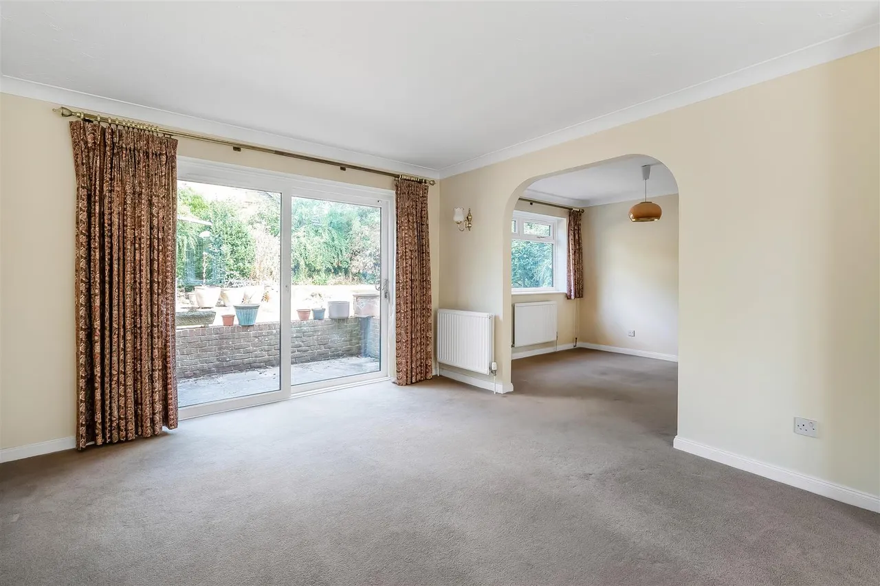 Ashwood Park, Fetcham, KT22, photo 6
