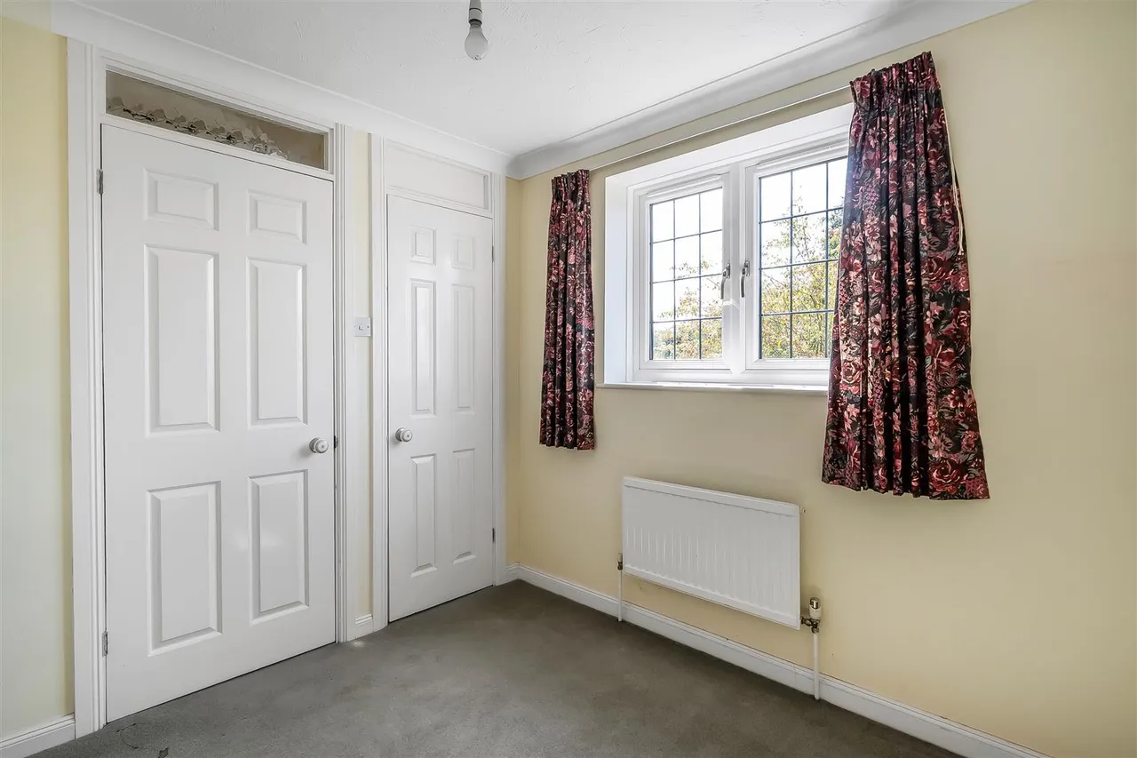 Ashwood Park, Fetcham, KT22, photo 9
