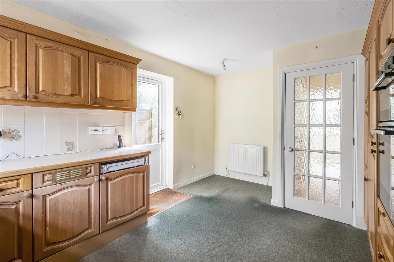 Ashwood Park, Fetcham, KT22, photo 20