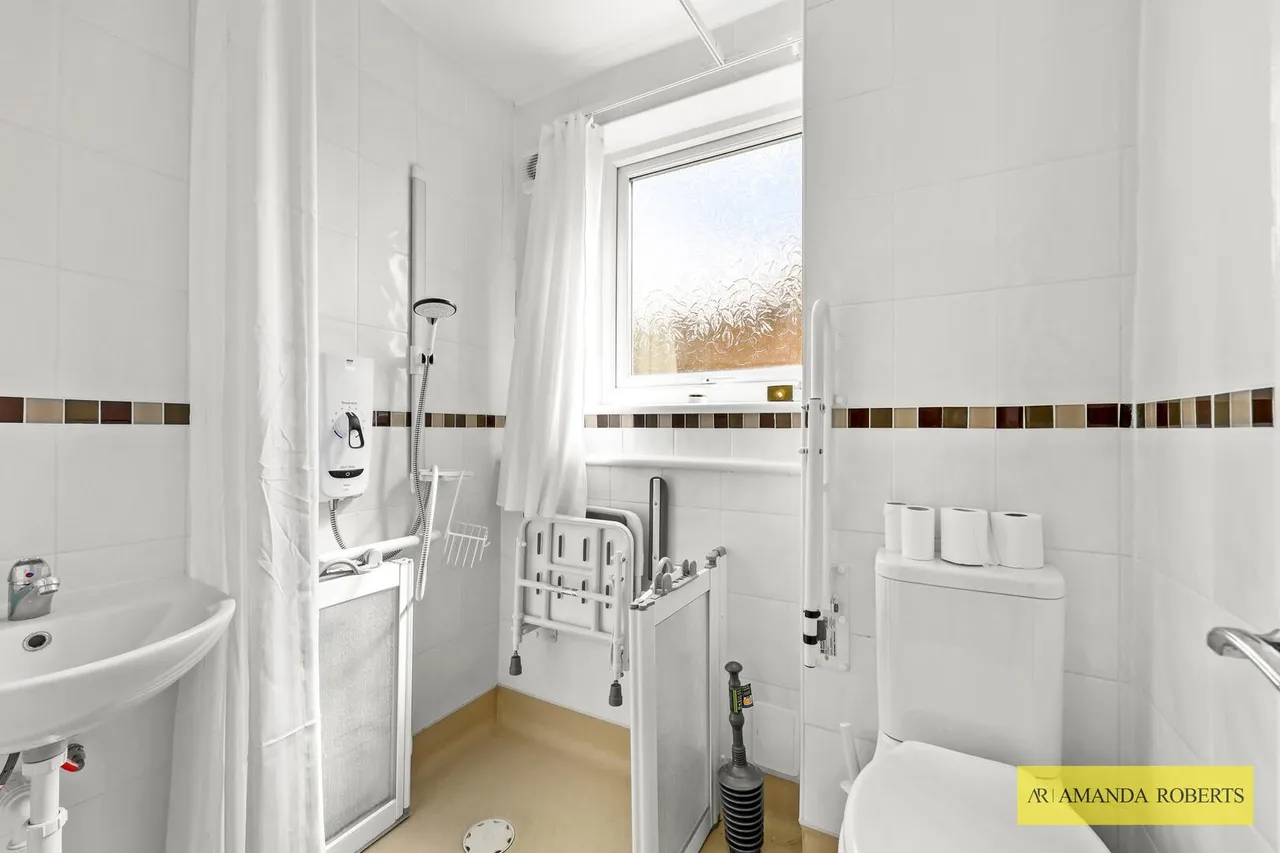Endlebury Road, London, photo 13