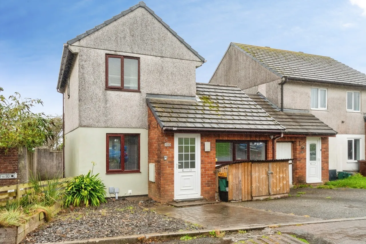 2 bed house for sale, Kingsley Court, St. Columb, TR9