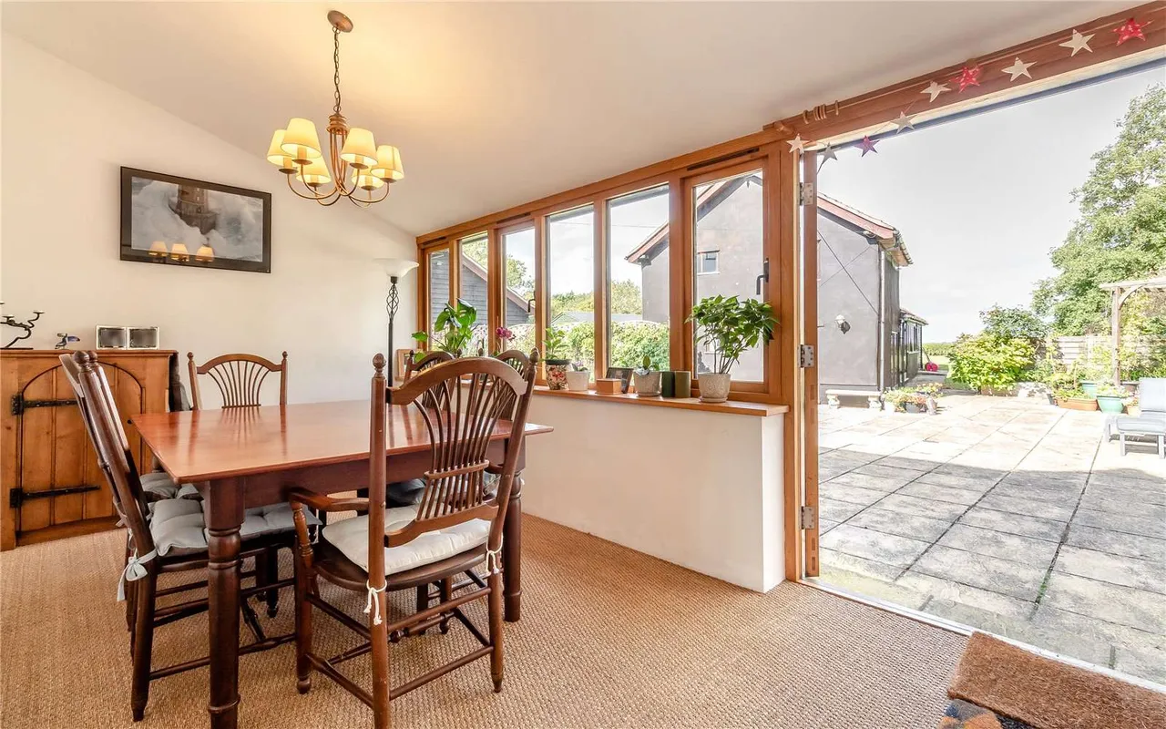 Bunwell Street, Bunwell, Norwich, Norfolk, NR16 1NA, photo 5