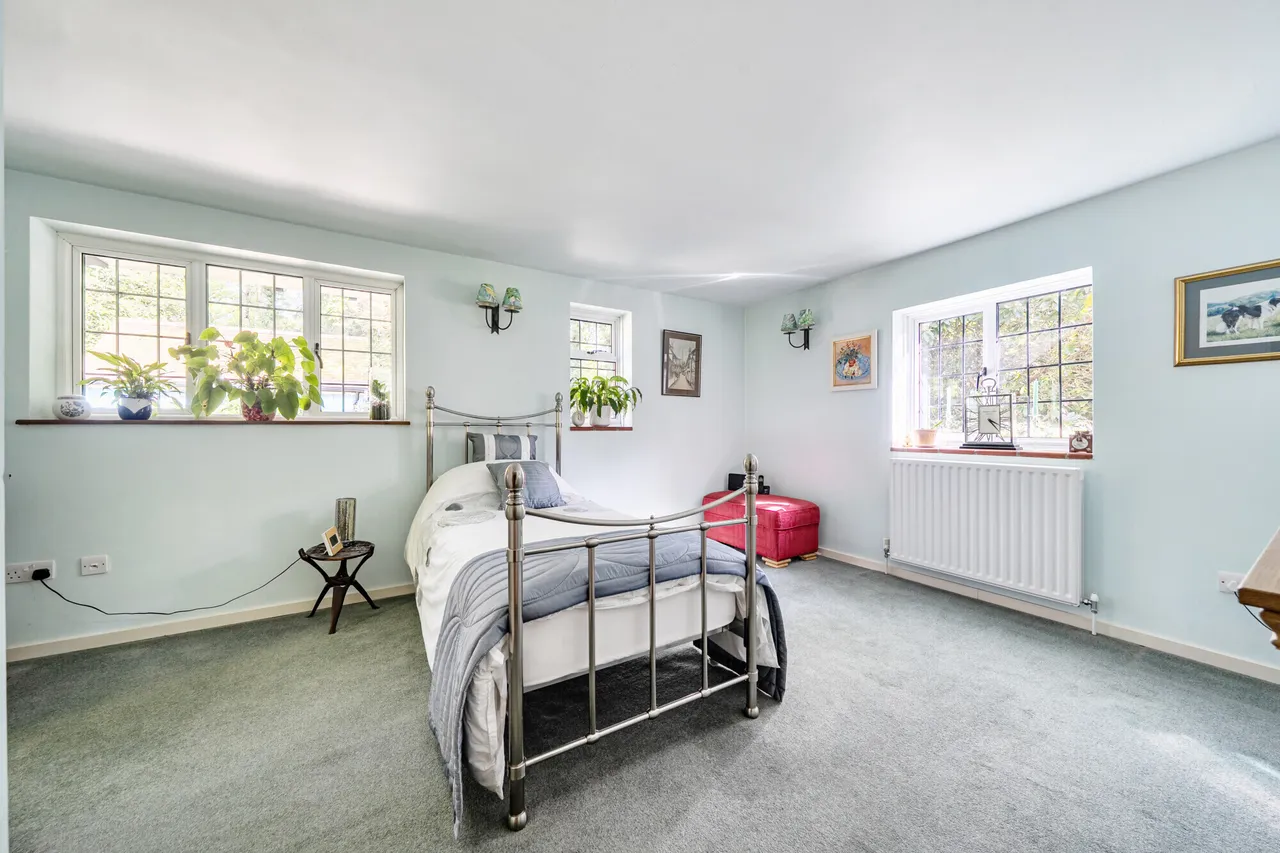 Ewood Lane, Dorking, RH5, photo 4