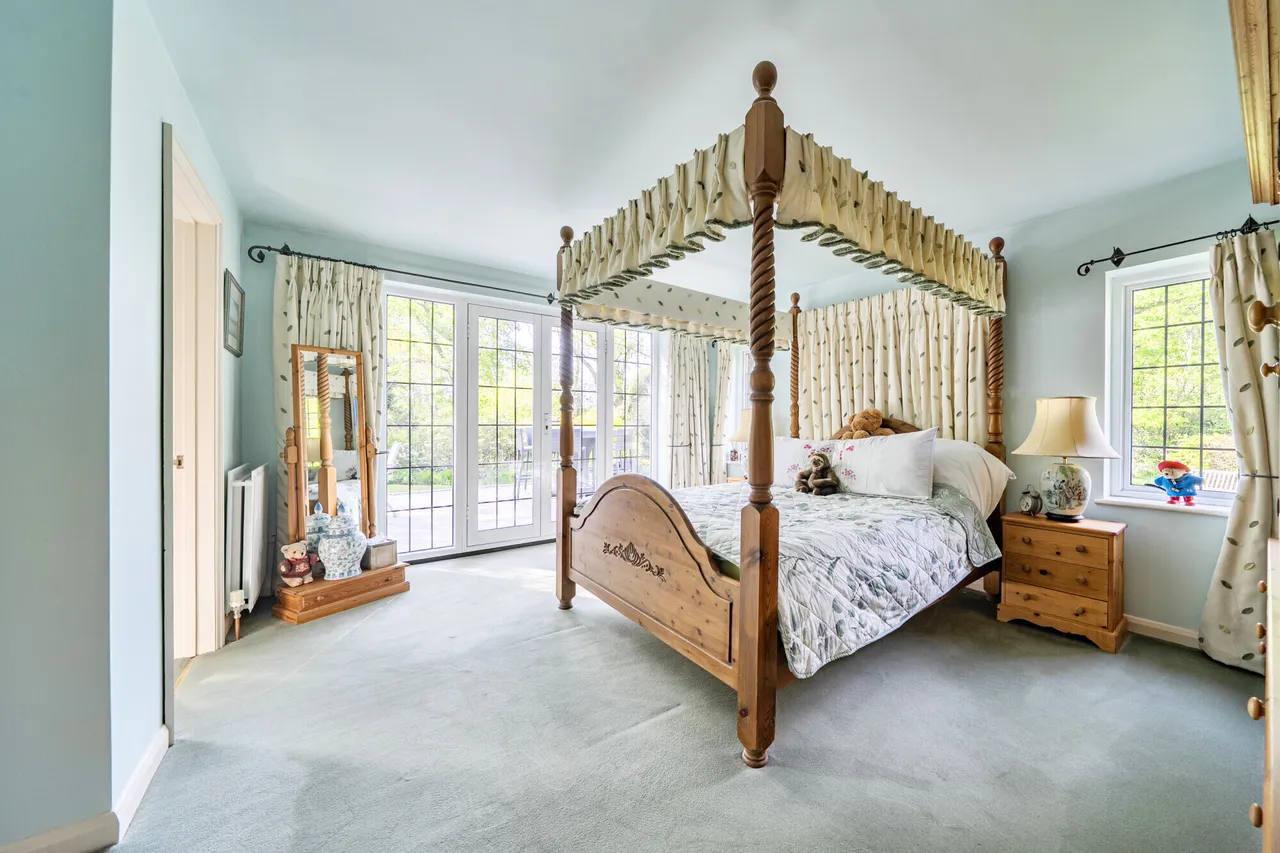 Ewood Lane, Dorking, RH5, photo 3