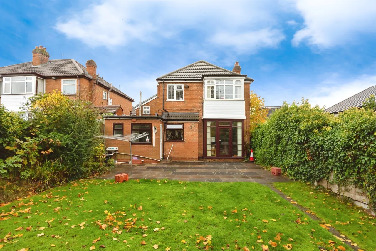 Hawthorn Croft, Oldbury, photo 4