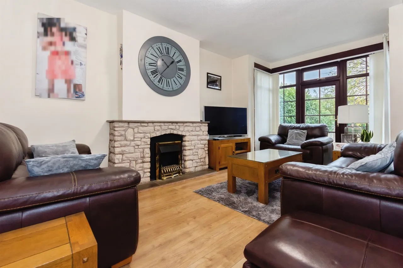 Hawthorn Croft, Oldbury, photo 2