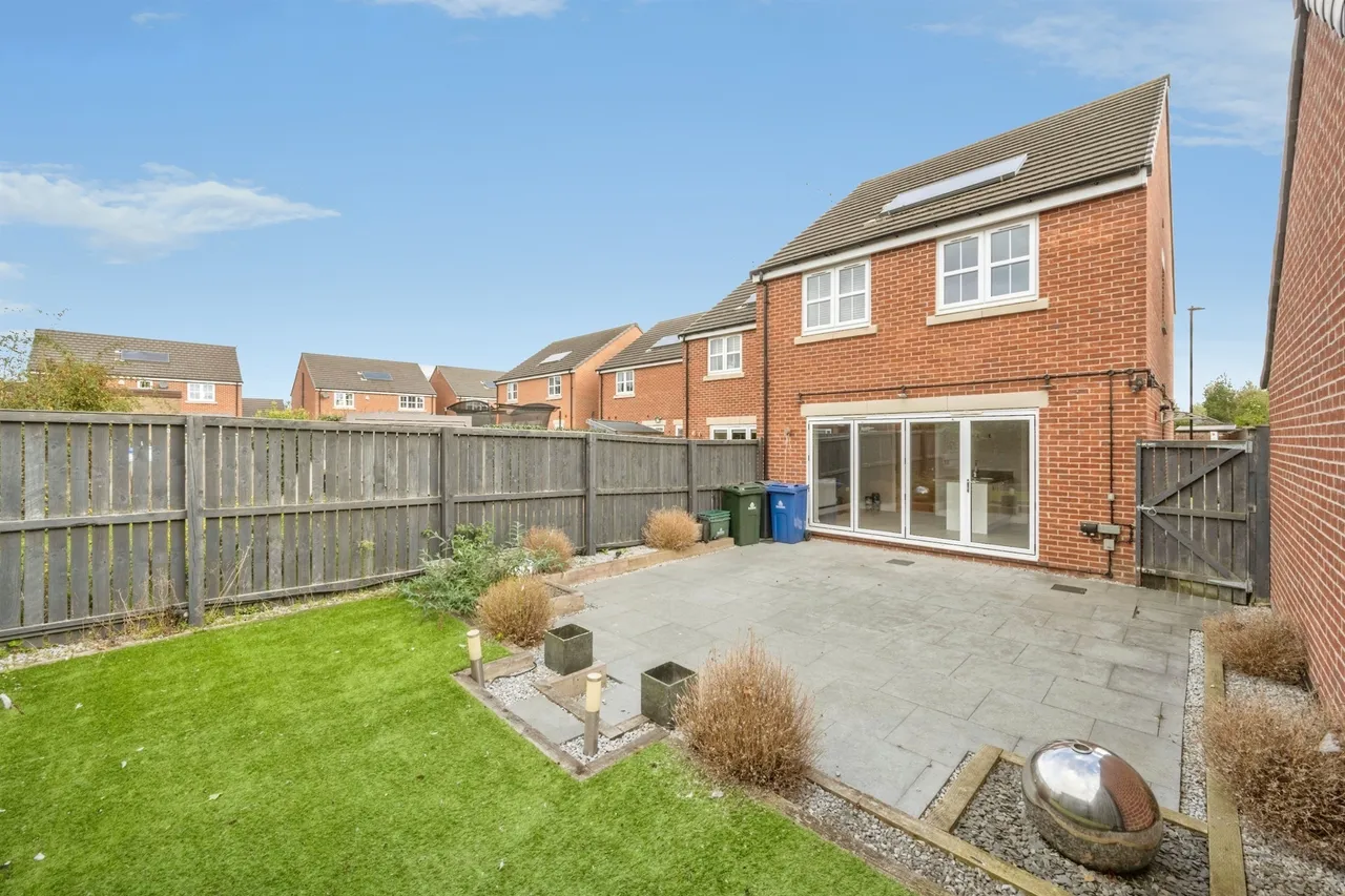 Blakewood Drive, Blaxton, DN9, photo 4