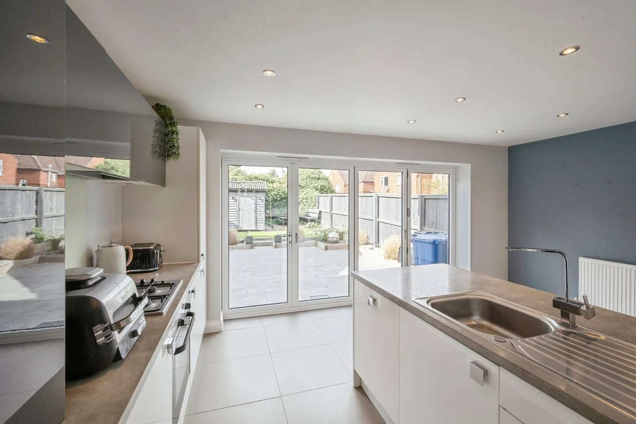 Blakewood Drive, Blaxton, DN9, photo 6