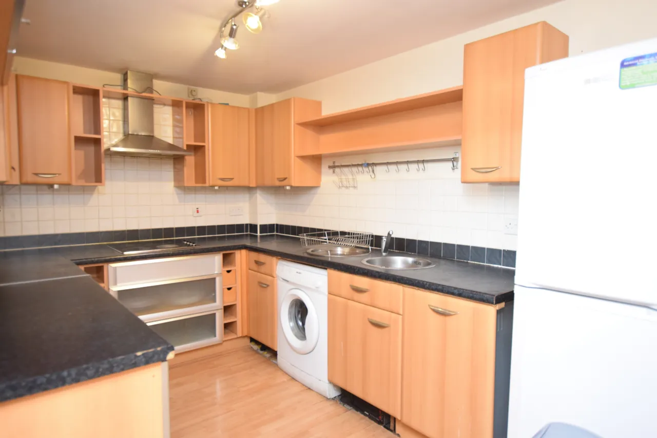 Royal Plaza, 2 Westfield Terrace, S1 4GG, photo 8