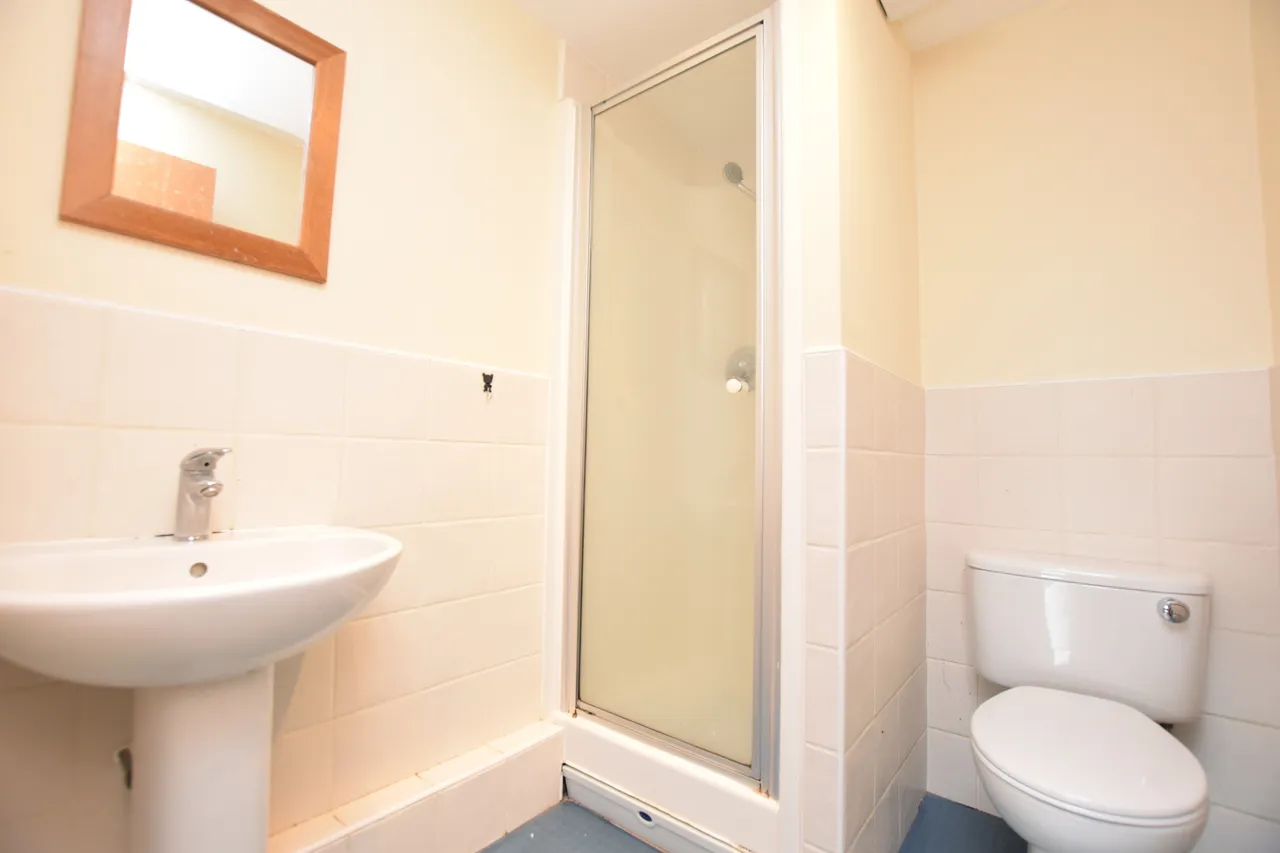 Royal Plaza, 2 Westfield Terrace, S1 4GG, photo 5