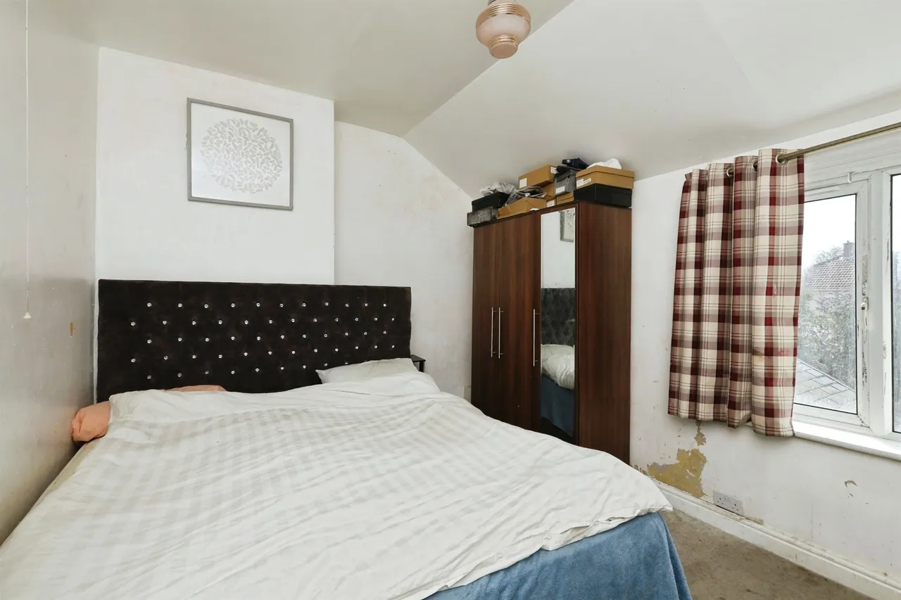 St. Johns Road, Edlington, DN12, photo 5