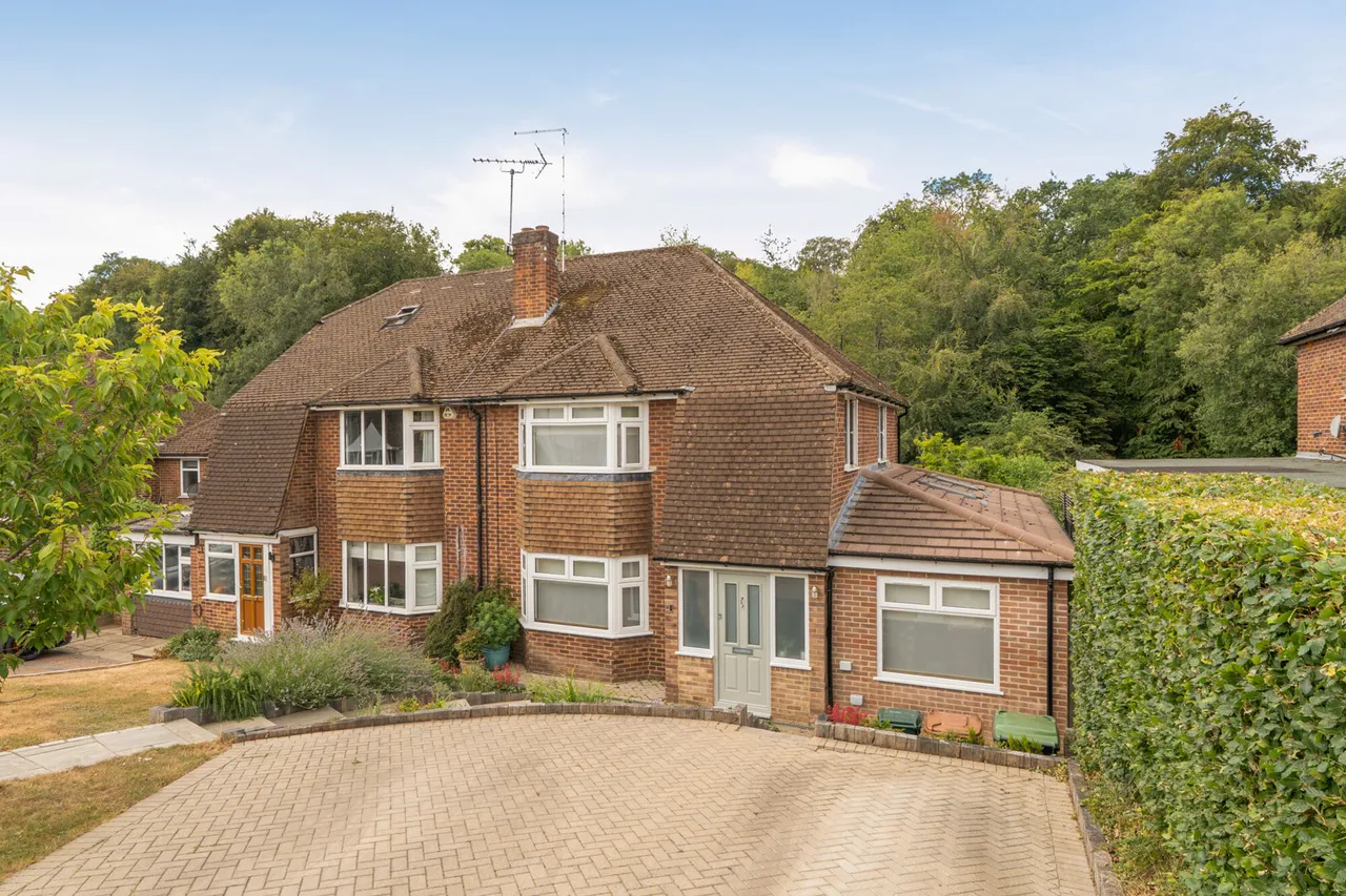 3 bed house for sale, Whitelands Avenue, Chorleywood, WD3