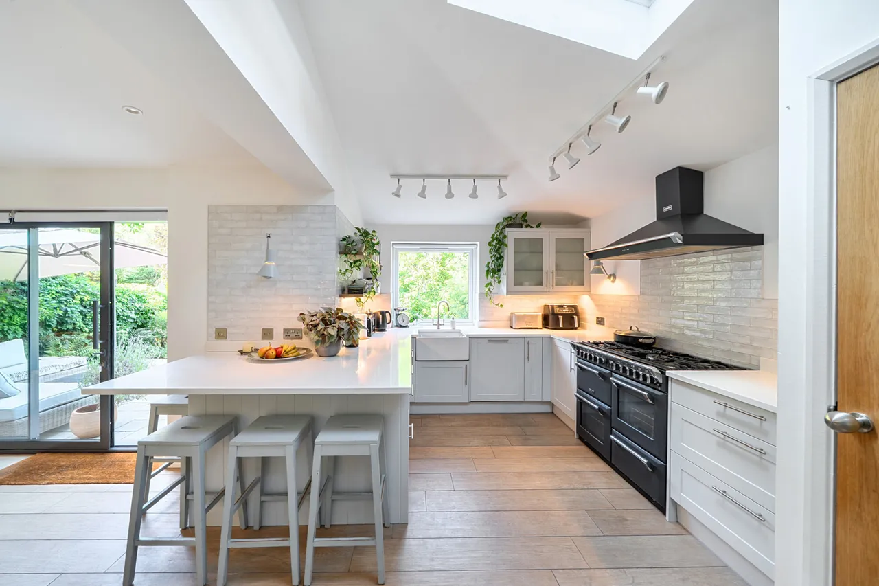 Whitelands Avenue, Chorleywood, WD3, photo 5